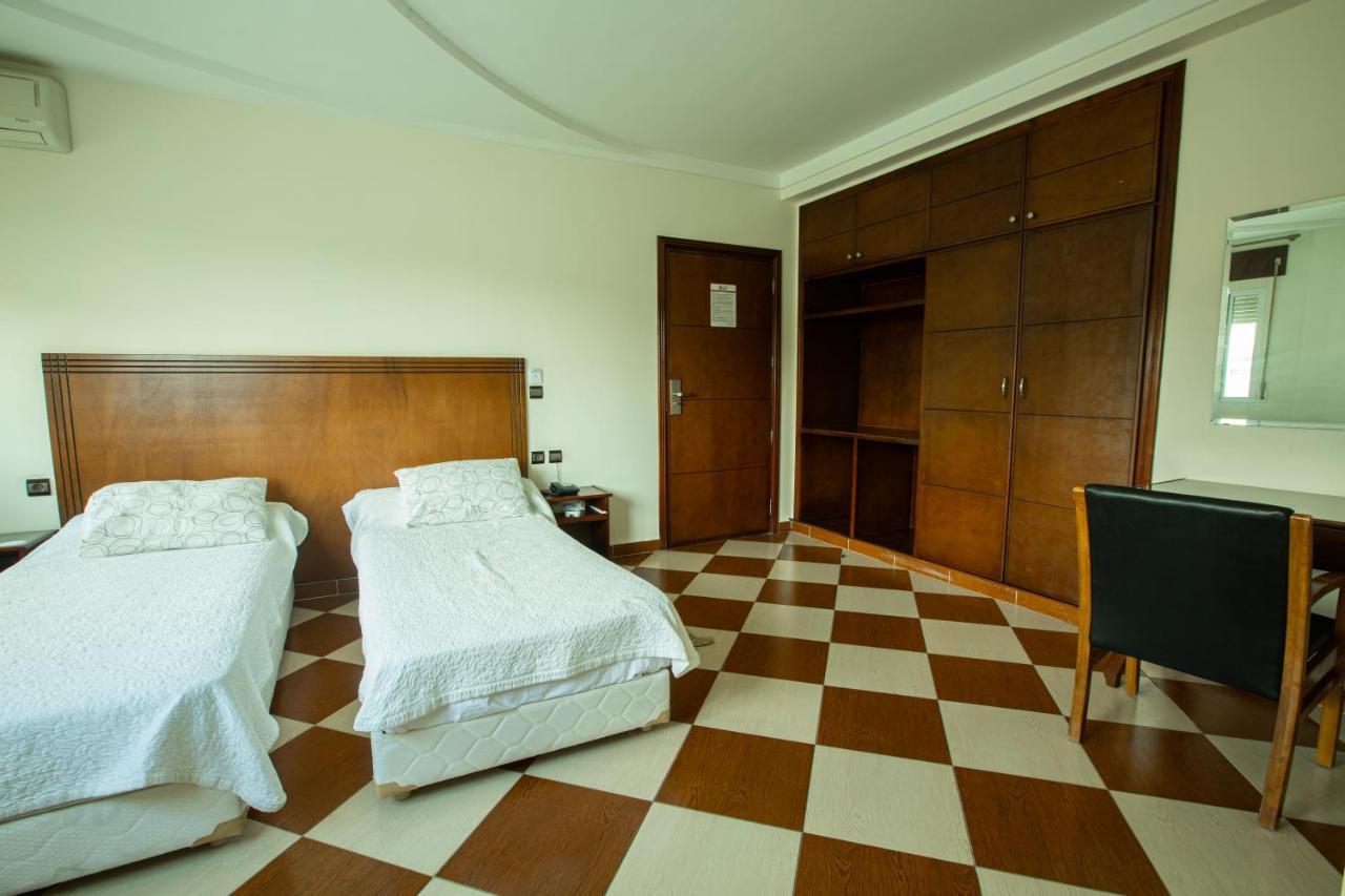 Motel Gzenaya Tangier Exterior photo